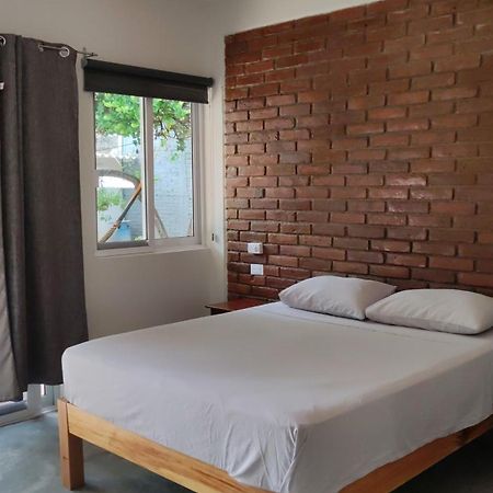 Casa Sixta A 7Min Del Aeropuerto Internacional Pmx Y 2 Cuadras Terminal Autob Ado Hotel Puerto Escondido  Buitenkant foto