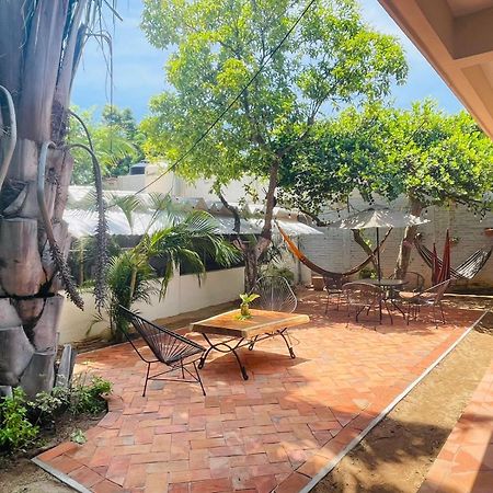 Casa Sixta A 7Min Del Aeropuerto Internacional Pmx Y 2 Cuadras Terminal Autob Ado Hotel Puerto Escondido  Buitenkant foto